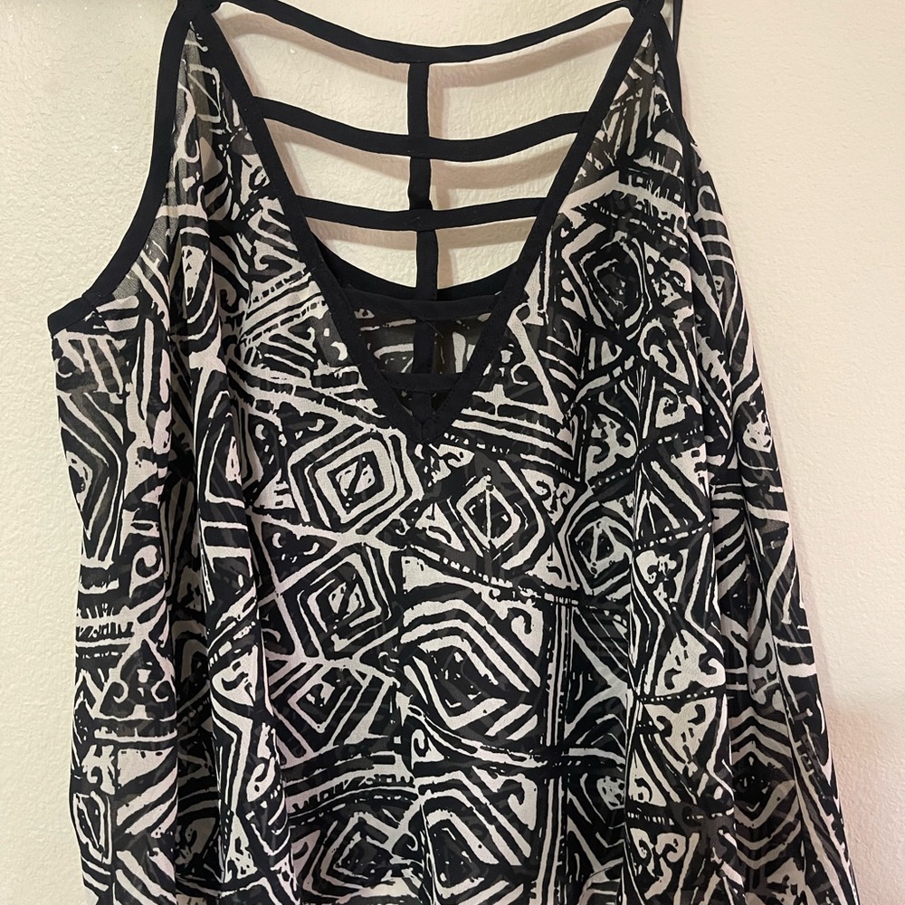 Black and White Graphic Tank Top with Ladder Back